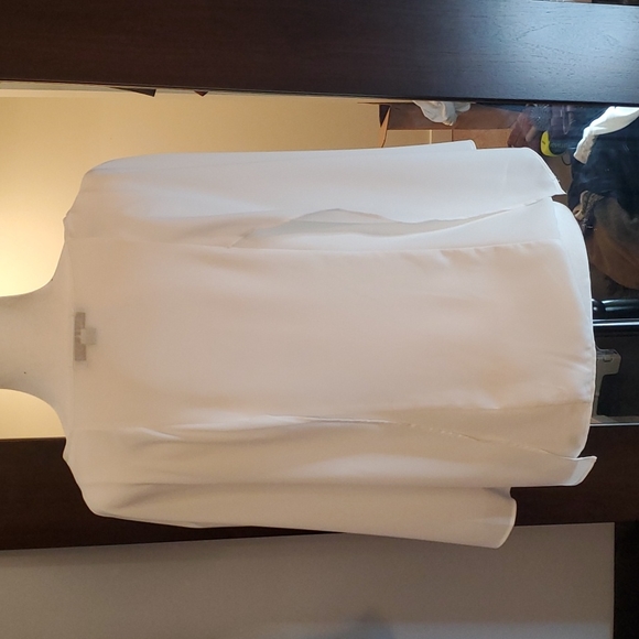 Cape blouse - Picture 2 of 5